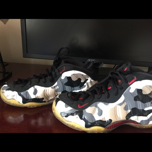 nike foamposite fighter jet